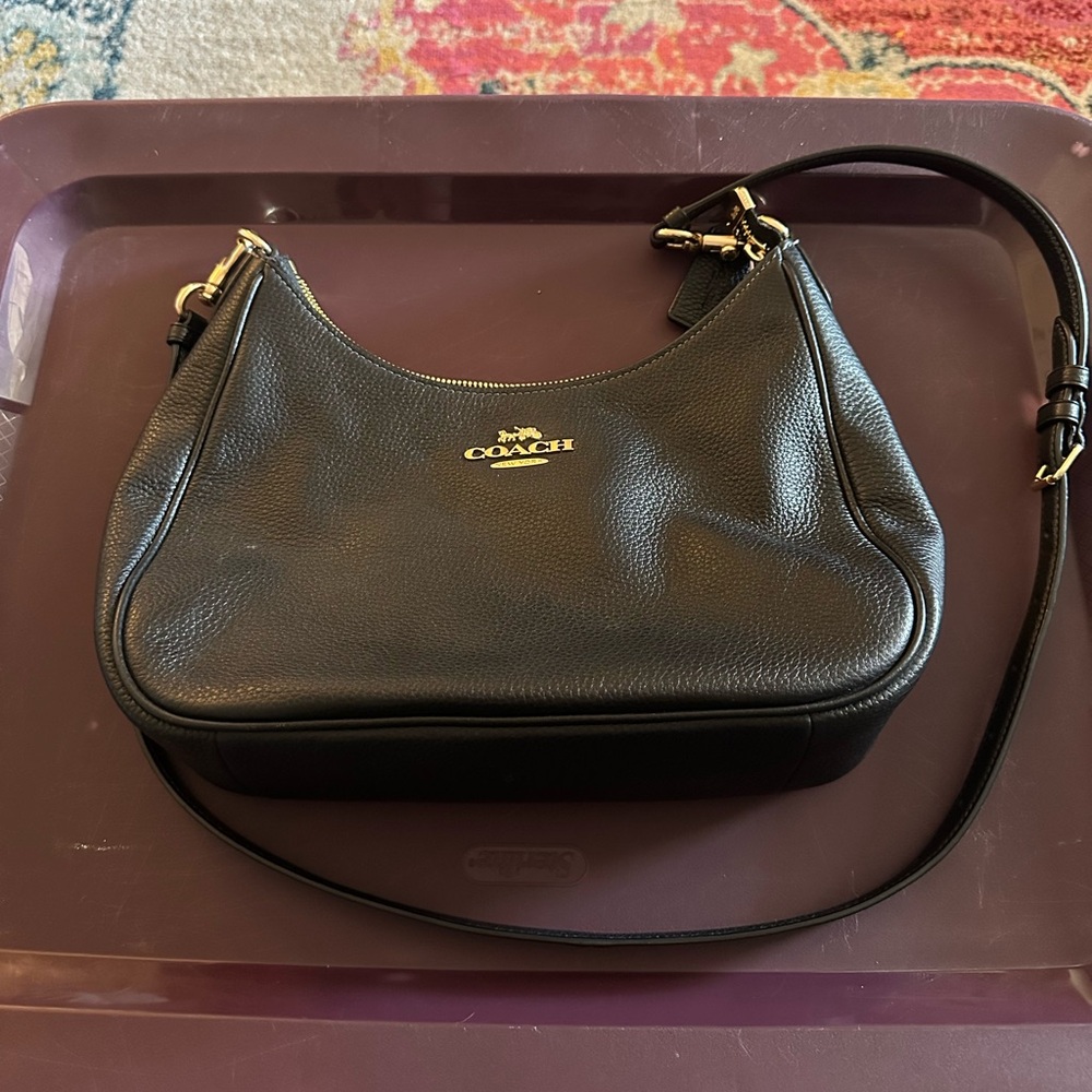 Coach purse - Picture 2 of 7